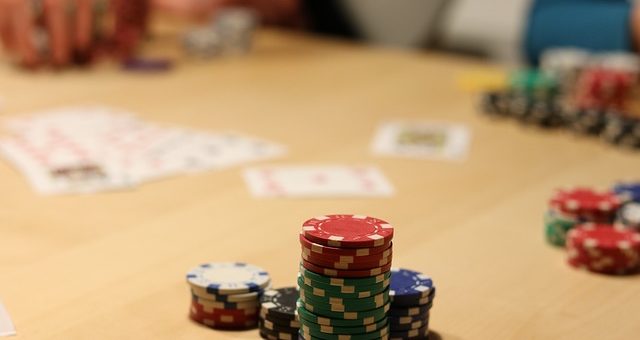 Grundlagen des Texas Hold'em-Pokers.