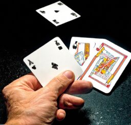 Was gewinnt man bei KENO mit 3 Richtigen?